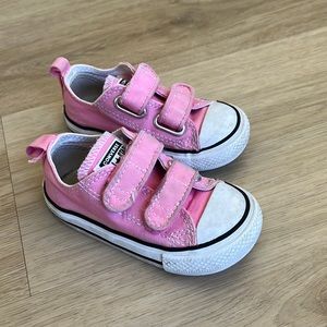 Converse All Star Toddler Shoes Size 6 Pink Double Velcro